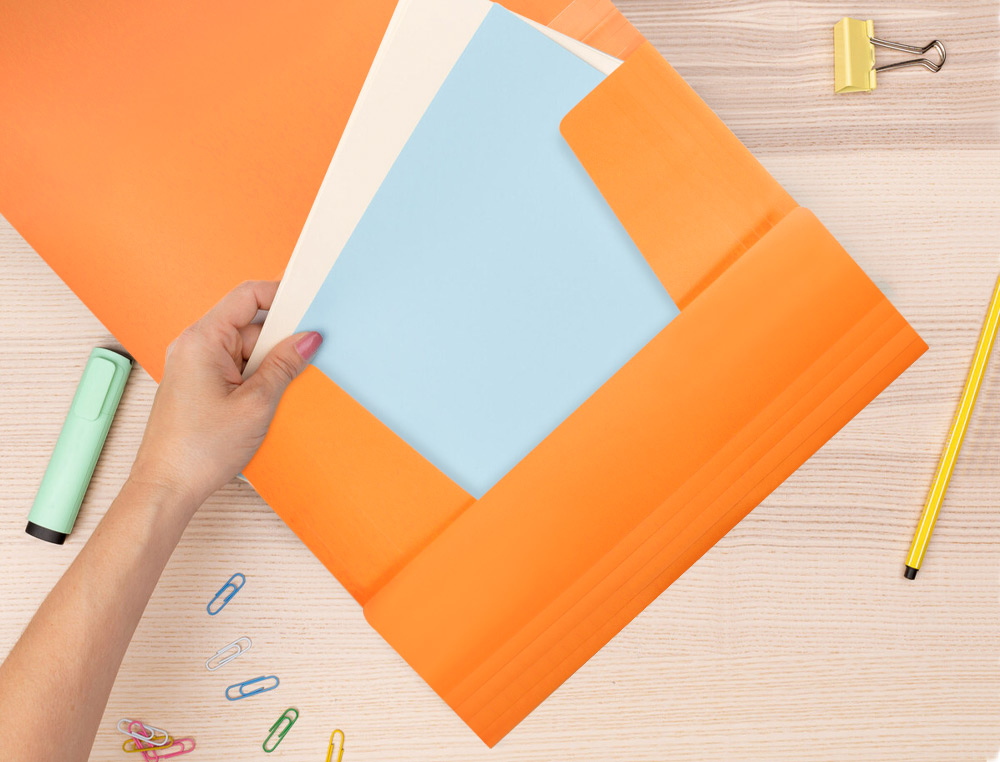 CARPETA LIDERPAPEL GOMAS TRES SOLAPAS POLIPROPILENO DIN A4 COLOR NARANJA OPACO