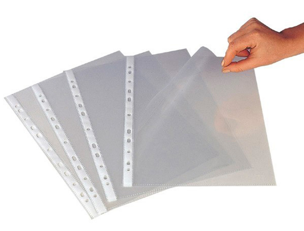 FUNDA MULTITALADRO Q-CONNECT FOLIO PVC 110 MICRAS CRISTAL CAJA 100 UNIDADES